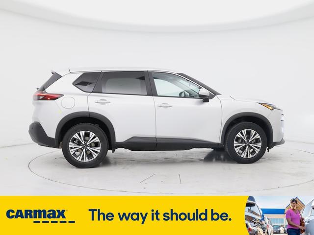 Photo of 2023 Silver Nissan Rogue