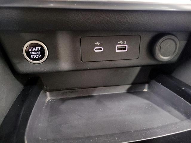 Photo of 2023 Silver Nissan Rogue