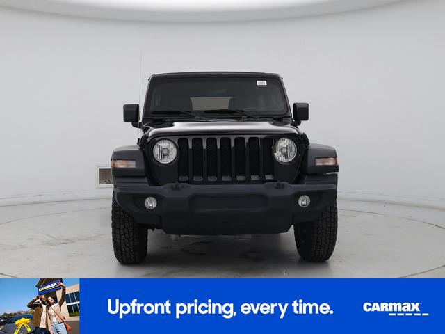 Photo of 2020 Black Jeep Wrangler