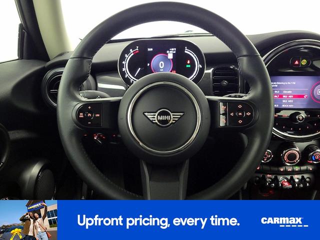 Photo of 2024 Black MINI Hardtop
