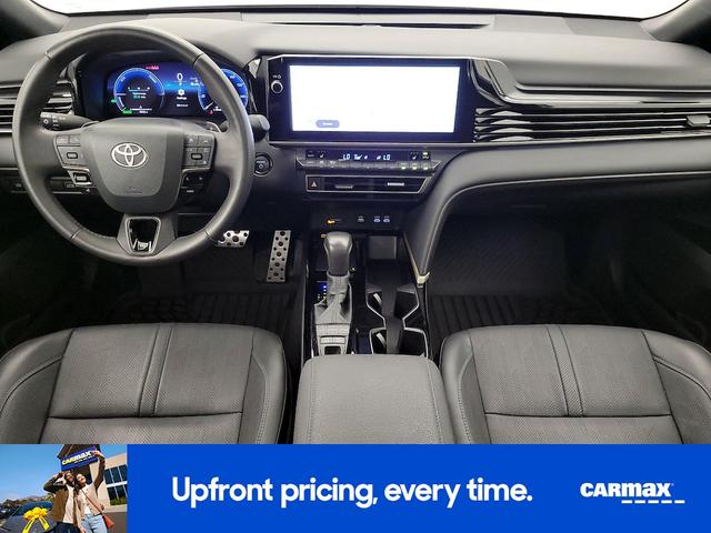 Photo of 2025 Gray Toyota Camry