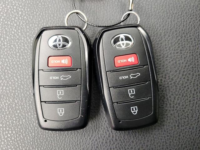 Photo of 2025 Gray Toyota Camry