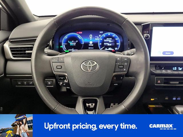 Photo of 2025 Gray Toyota Camry