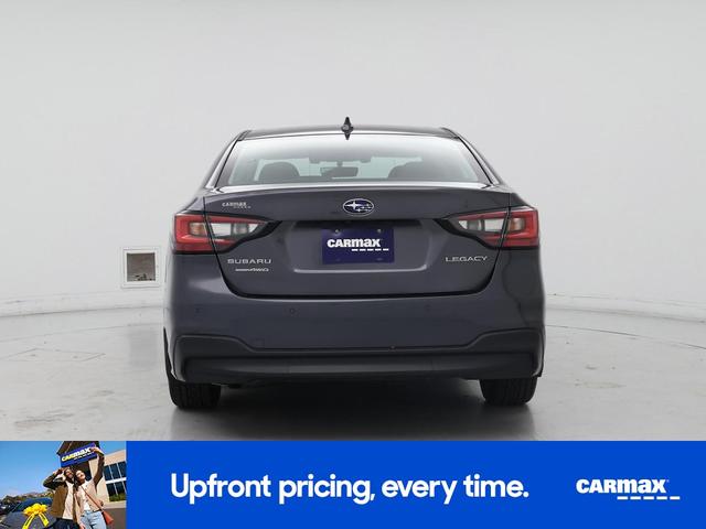Photo of 2021 Gray Subaru Legacy