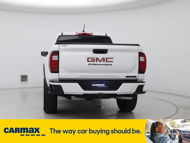 Photo of 2024 White GMC Canyon