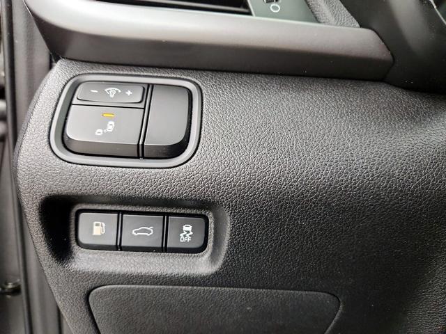 Photo of 2018 Gray Kia Optima