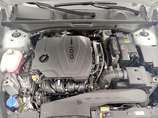 Photo of 2023 Silver Hyundai SONATA