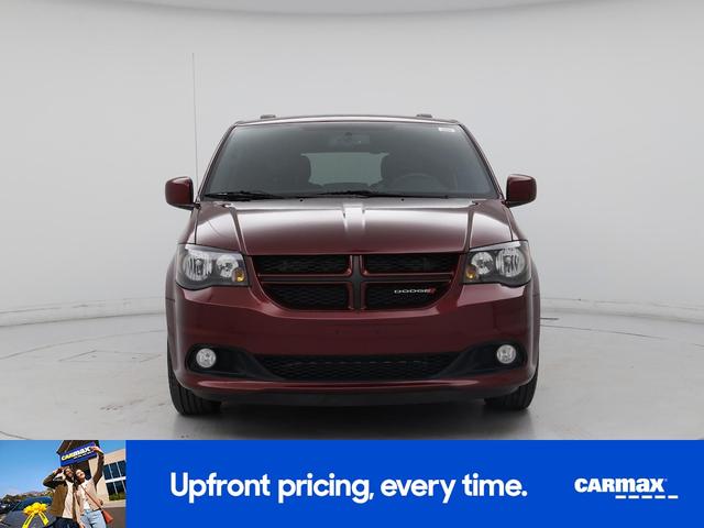 Photo of 2017 Burgundy Dodge Grand Caravan