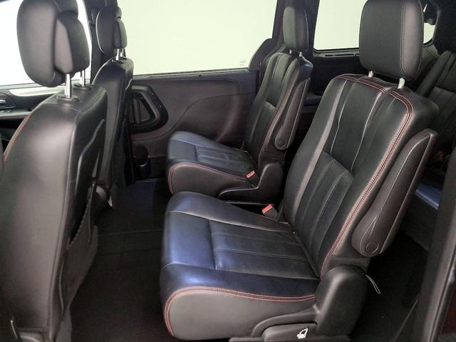 Photo of 2017 Burgundy Dodge Grand Caravan