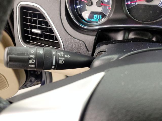 Photo of 2014 Blue Chrysler 200