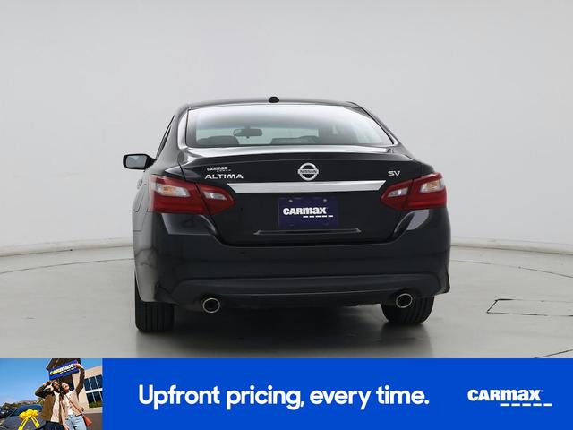 Photo of 2018 Black Nissan Altima