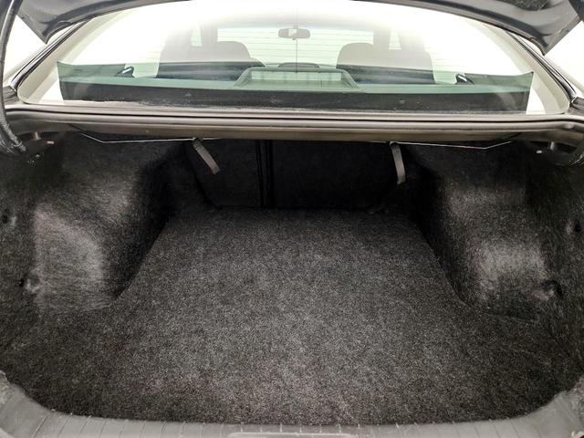 Photo of 2018 Black Nissan Altima
