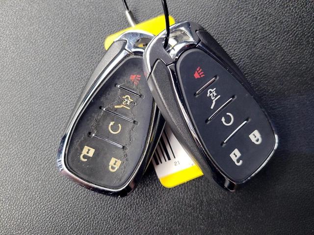 Photo of 2021 Black Chevrolet Equinox