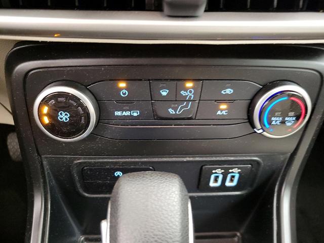 Photo of 2021 Silver Ford EcoSport