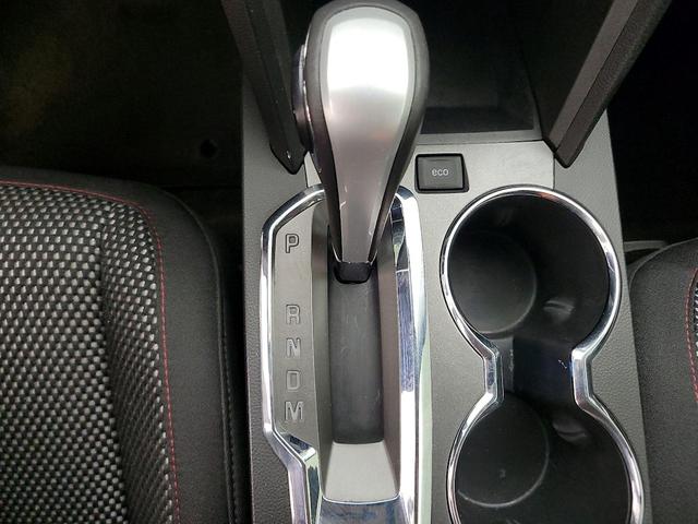 Photo of 2015 White Chevrolet Equinox