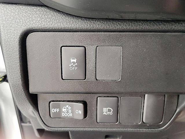 Photo of 2022 Silver Toyota Tacoma