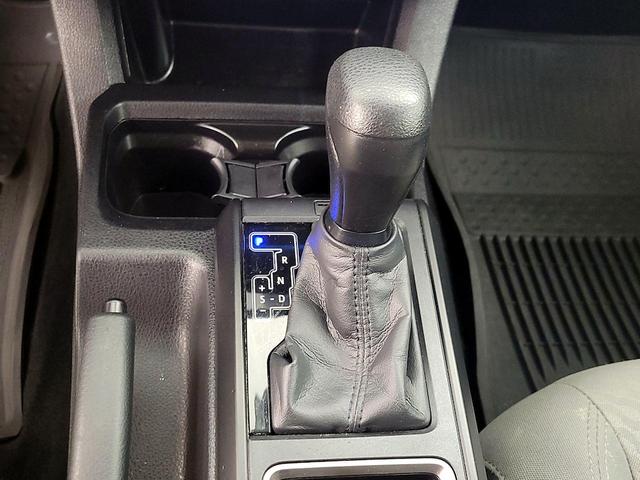 Photo of 2022 Silver Toyota Tacoma