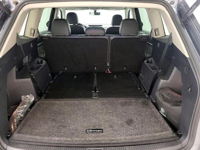 Photo of 2023 Gray Volkswagen Atlas