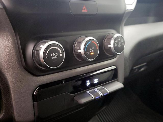Photo of 2021 Gray RAM 1500