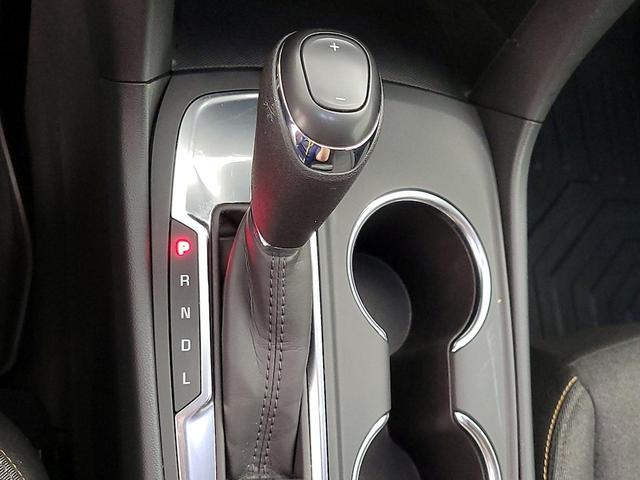 Photo of 2021 Silver Chevrolet Equinox