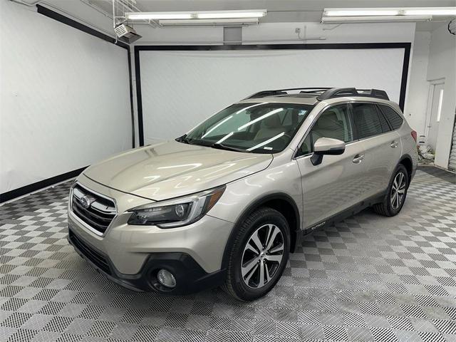 Photo of 2018 Tungsten Metallic Subaru Outback