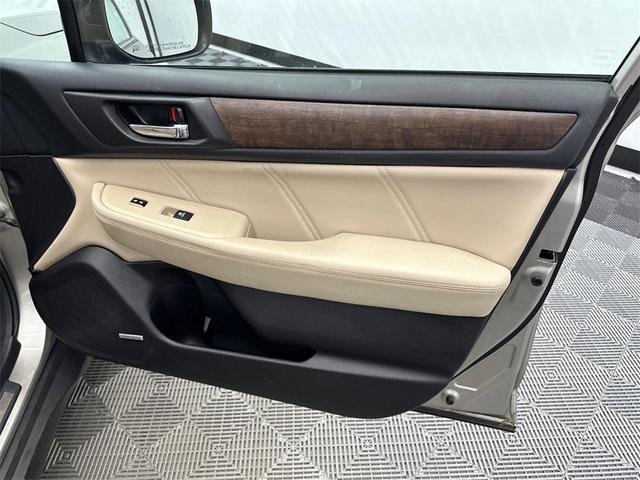 Photo of 2018 Tungsten Metallic Subaru Outback