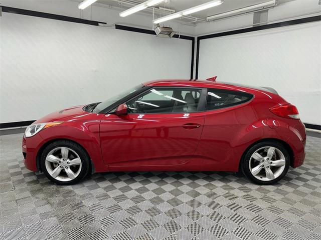 Photo of 2014 Boston Red Metallic Hyundai Veloster