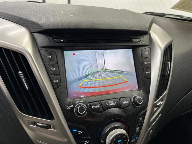 Photo of 2014 Boston Red Metallic Hyundai Veloster