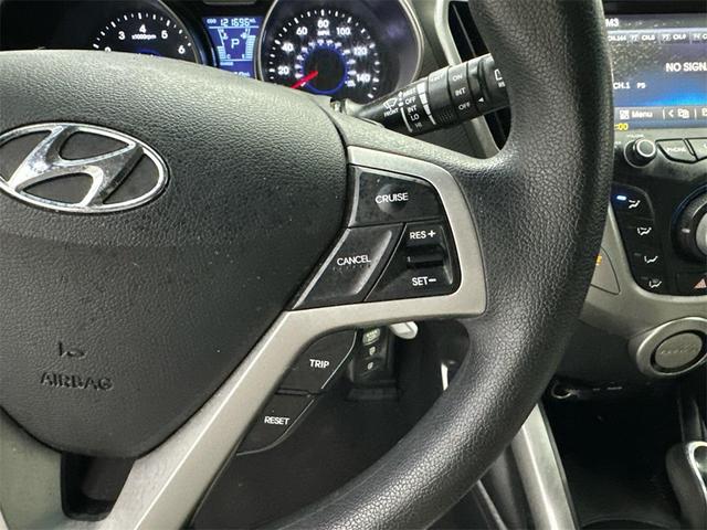 Photo of 2014 Boston Red Metallic Hyundai Veloster