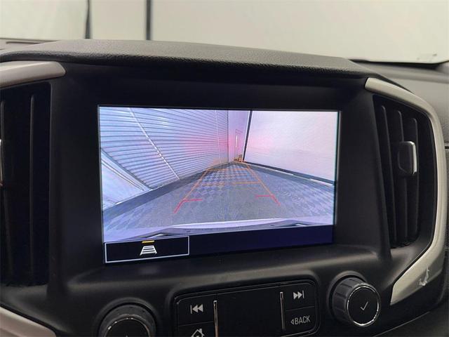 Photo of 2023 Summit White GMC Terrain