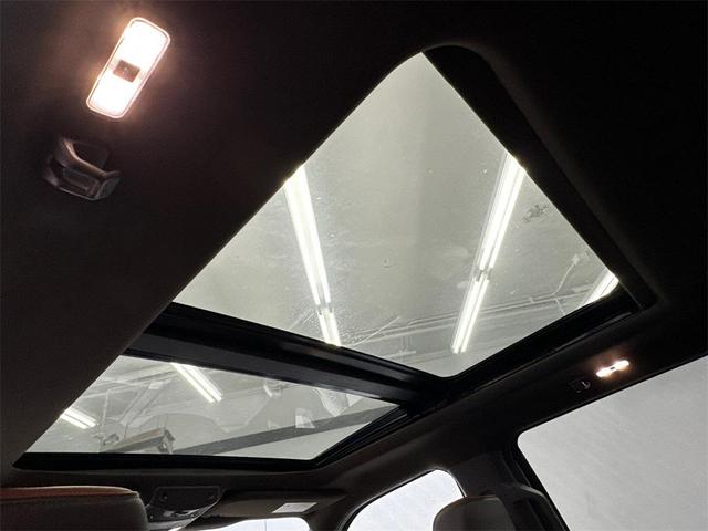 Photo of 2020 STAR WHITE METALLIC TRI-COAT Ford F-150