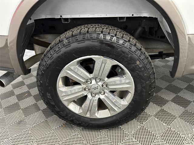 Photo of 2020 STAR WHITE METALLIC TRI-COAT Ford F-150