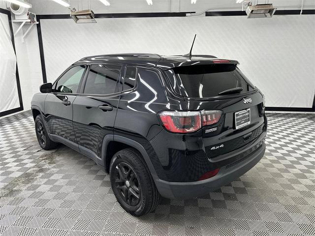 Photo of 2017 Diamond Black Crystal Pearlcoat Jeep New Compass