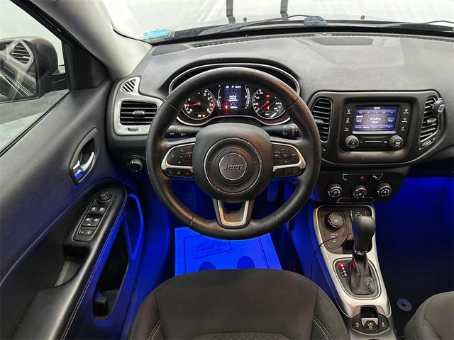 Photo of 2017 Diamond Black Crystal Pearlcoat Jeep New Compass