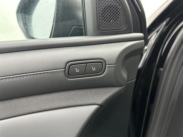 Photo of 2025 Ash Black Hyundai TUCSON Hybrid
