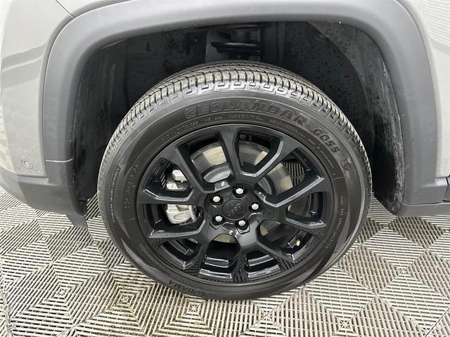 Photo of 2023 Sting-Gray Clearcoat Jeep Compass