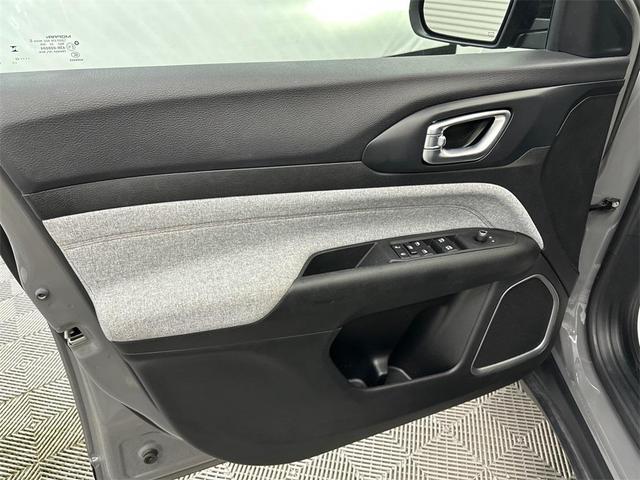 Photo of 2023 Sting-Gray Clearcoat Jeep Compass