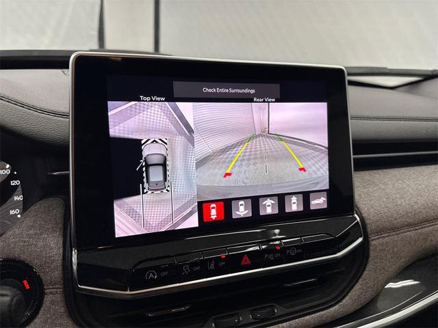 Photo of 2023 Sting-Gray Clearcoat Jeep Compass