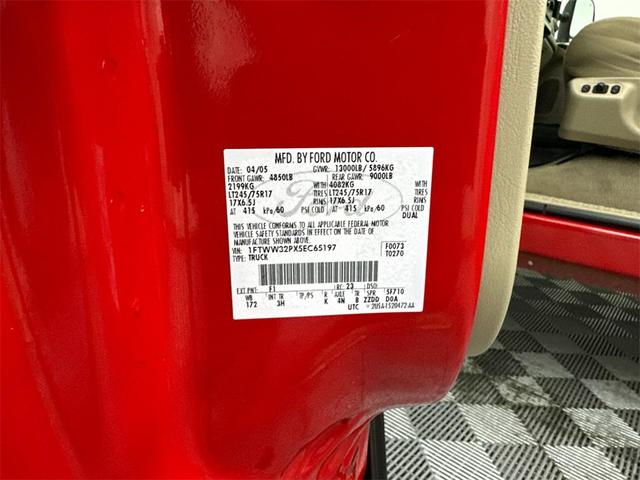 Photo of 2005 Red Ford F-350