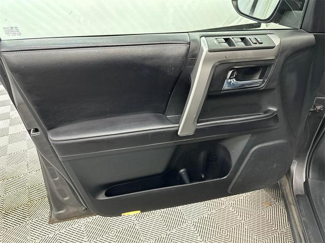 Photo of 2016 Magnetic Gray Metallic Toyota 4Runner