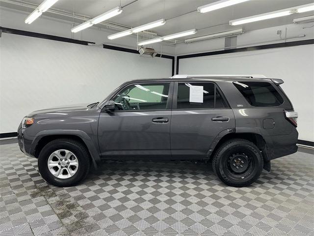 Photo of 2016 Magnetic Gray Metallic Toyota 4Runner