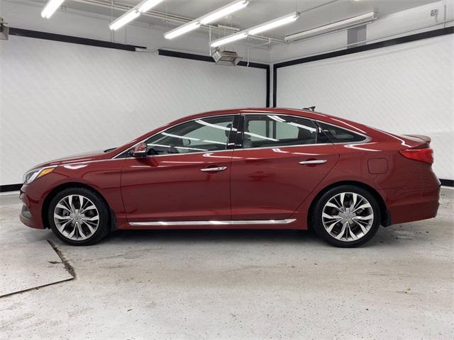 Photo of 2015 Venetian Red Hyundai SONATA