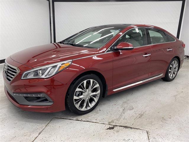 Photo of 2015 Venetian Red Hyundai SONATA