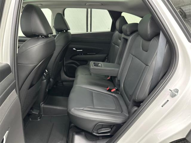 Photo of 2025 Serenity White Pearl Hyundai TUCSON