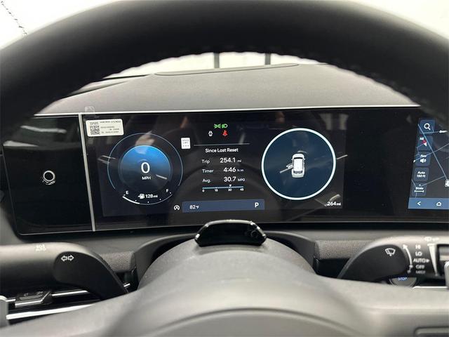 Photo of 2025 Serenity White Pearl Hyundai TUCSON