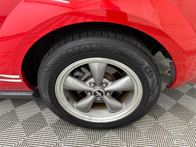 Photo of 2006 Torch Red Clearcoat Ford Mustang
