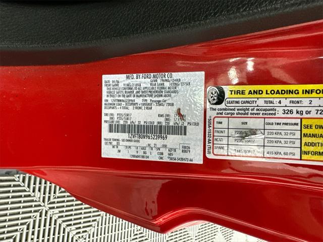 Photo of 2006 Torch Red Clearcoat Ford Mustang