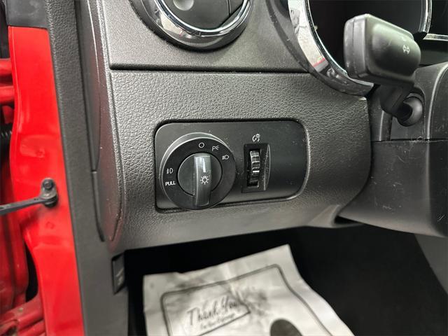 Photo of 2006 Torch Red Clearcoat Ford Mustang