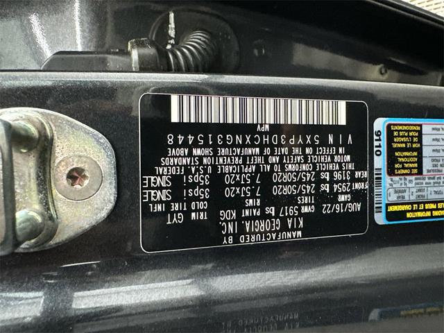 Photo of 2022 Gravity Grey Kia Telluride