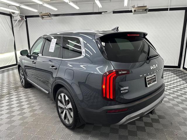 Photo of 2022 Gravity Grey Kia Telluride